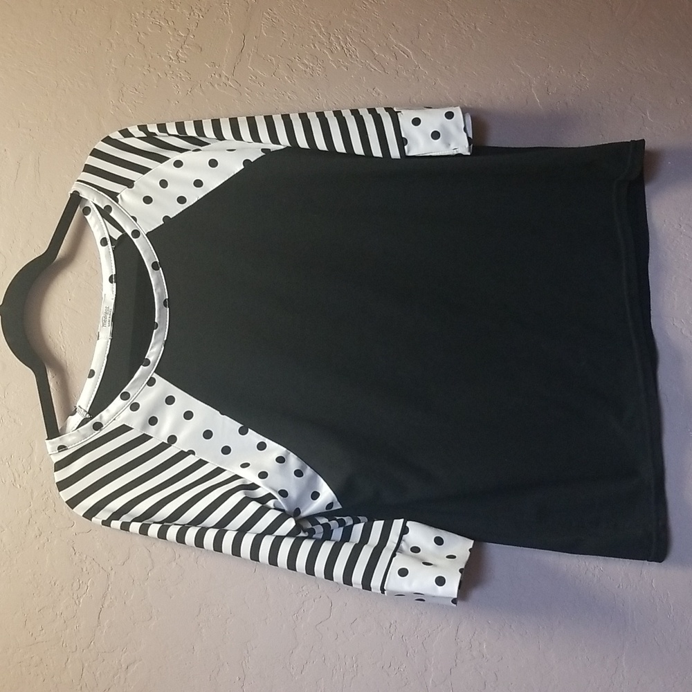 MEANEOR Sz L, Black and White stripes & Dots, 3/5 Sleeve. EUC CL#135